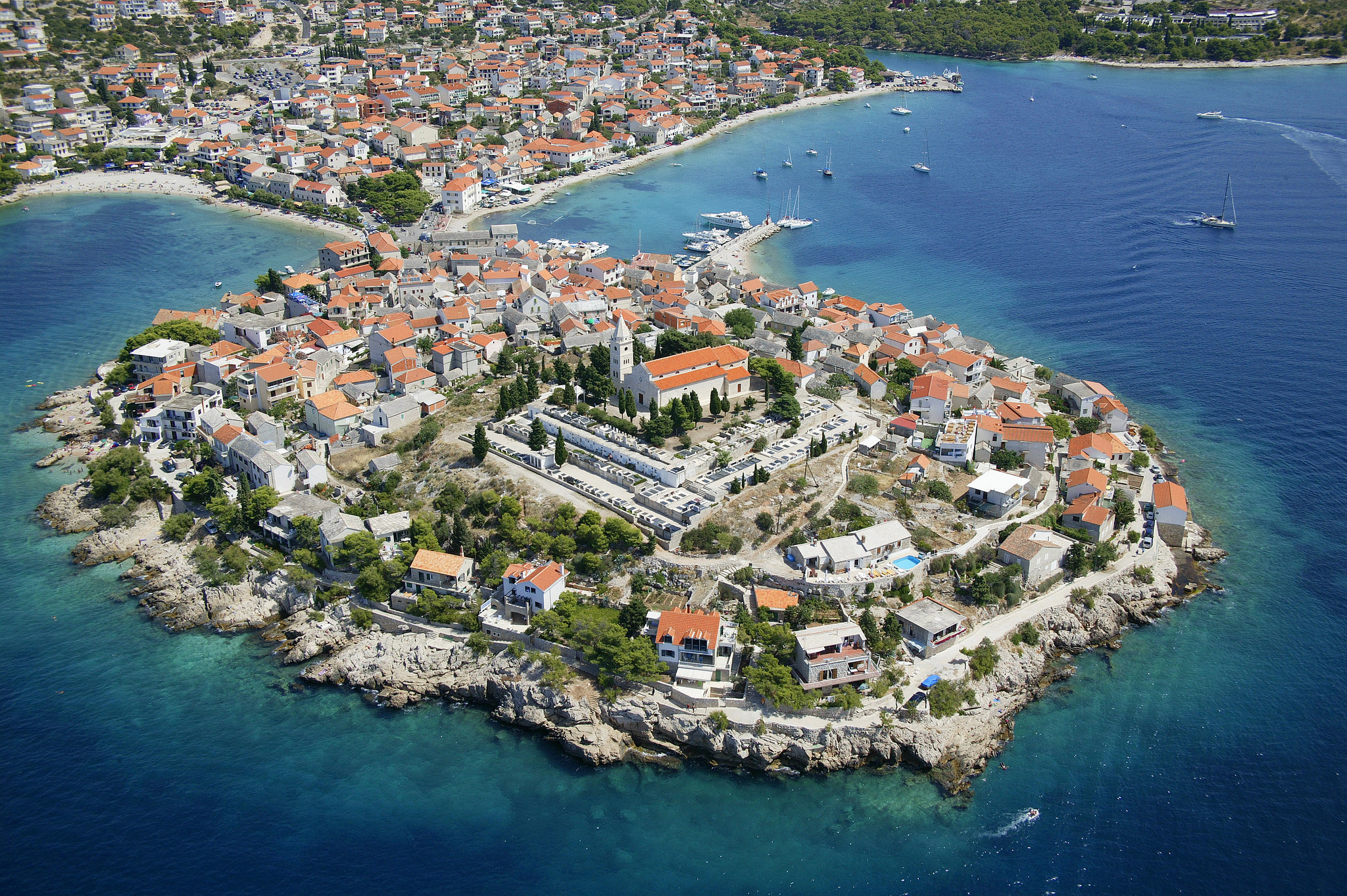 Primošten (Primosten), Croatia - Monterrasol private tours to Primošten (Primosten), Croatia. Travel agency offers custom private car tours to see Primošten (Primosten) in Croatia. Order custom private tour to Primošten (Primosten) with departure date on request.