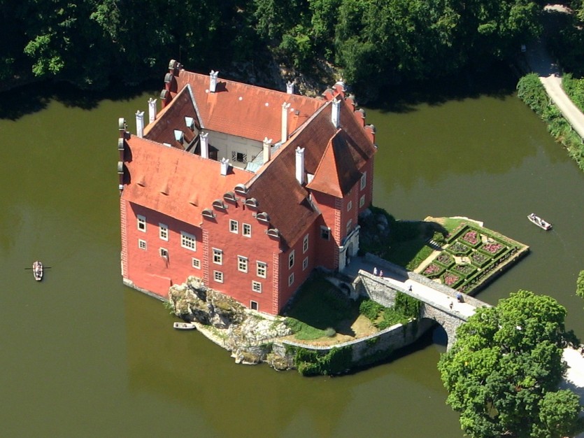 Červená Lhota (Cervena Lhota), Czechia - Monterrasol private tours to Czechia. Travel agency offers custom private car tours to see Czechia in Czechia. Order custom private tour to Czechia with departure date on request.