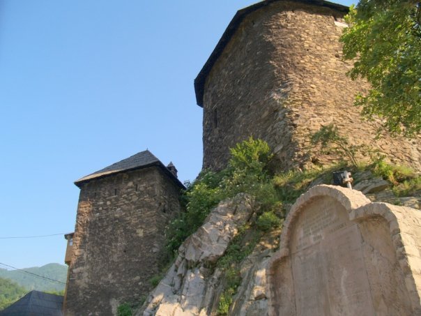 Vranduk, Bosnia and Herzegovina - Monterrasol private tours to Vranduk, Bosnia and Herzegovina. Travel agency offers custom private car tours to see Vranduk in Bosnia and Herzegovina. Order custom private tour to Vranduk with departure date on request.