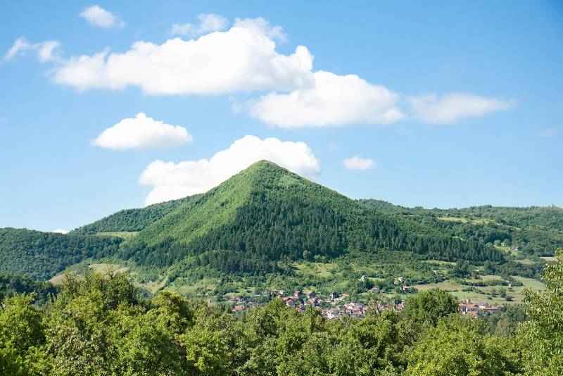 Bosnian Pyramids, Bosnia and Herzegovina - All seasons 3 days Bosnia tour from Mostar to Sarajevo, Travnik and Jajce. Monterrasol Travel private tour with minivan.