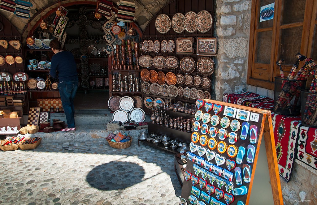 Mostar, Bosnia and Herzegovina - All seasons best of Bosnia 4 days discovery tour from Makarska. Private tour in minivan from Monterrasol Travel.