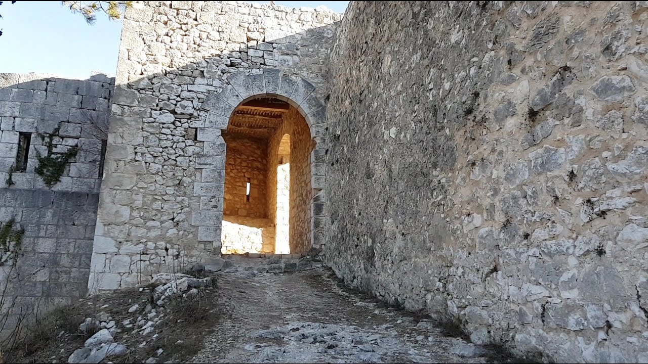 Stolac, Bosnia and Herzegovina - Discover Bosnia in 4 days all seasons tour from Dubrovnik. Private minivan tour by Monterrasol Travel.