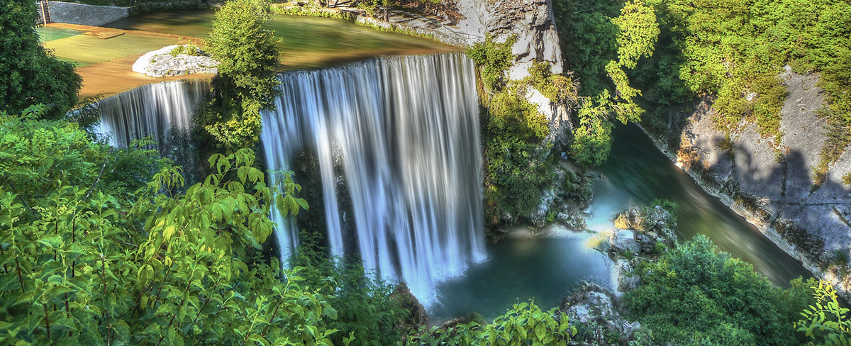 Jajce, Bosnia and Herzegovina - Bosnia 3 days discovery tour from Split. Minivan private tour by Monterrasol Travel.