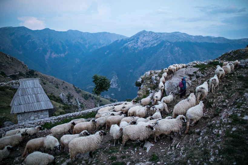 Lukomir, Bosnia and Herzegovina - Monterrasol private tours to Lukomir, Bosnia and Herzegovina. Travel agency offers custom private car tours to see Lukomir in Bosnia and Herzegovina. Order custom private tour to Lukomir with departure date on request.
