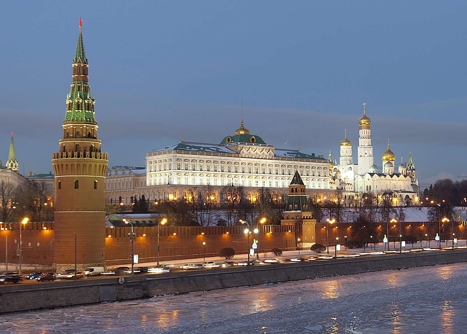 Москва (Moscow), Russia - Monterrasol private tours to Москва (Moscow), Russia. Travel agency offers custom private car tours to see Москва (Moscow) in Russia. Order custom private tour to Москва (Moscow) with departure date on request.