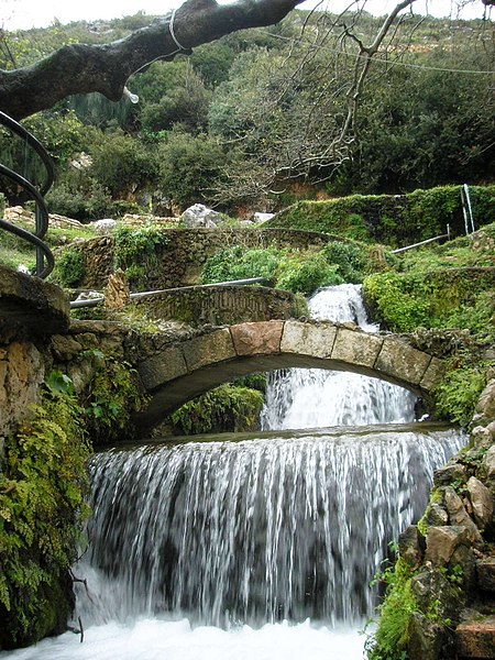 Borsh, Albania - Monterrasol private tours to Borsh, Albania. Travel agency offers custom private car tours to see Borsh in Albania. Order custom private tour to Borsh with departure date on request.